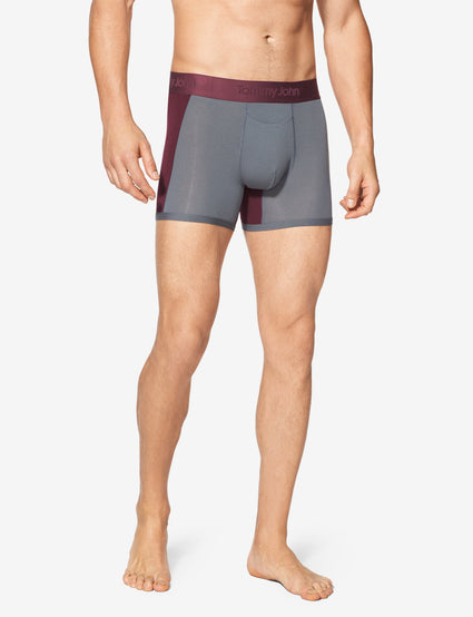 Second Skin Paneled Trunk